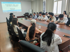 【员工座谈】公司召开2025级卓越化学（师范）实验班全体员工座谈会